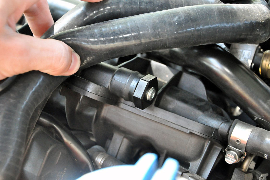 Intake Manifold Plug & Boost Tap, 2.0T FSI & 2.0 TSI - Image 3